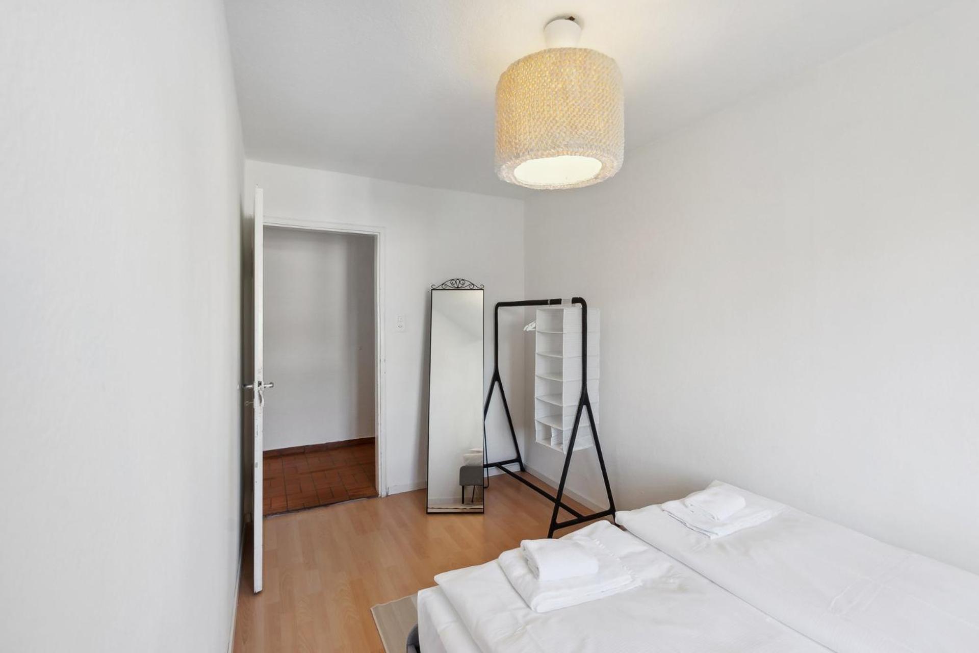 Charming And Comfortable Apartment Цюрих Екстериор снимка